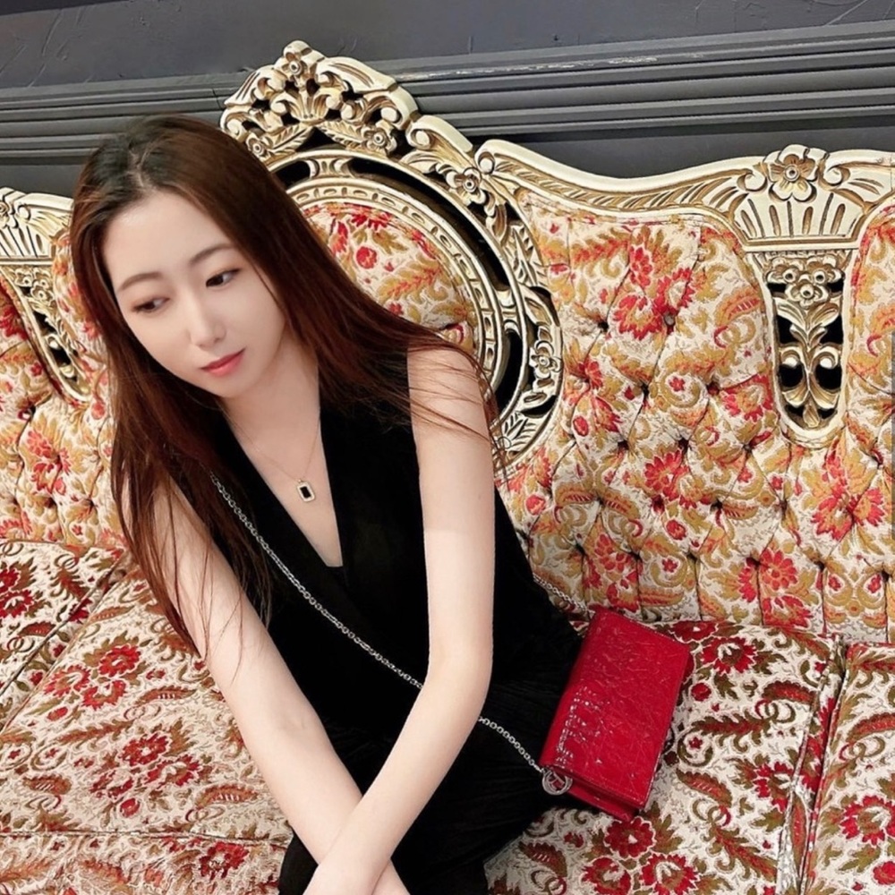 💋Auth - Christian Dior Cherry Red Patent Cannage